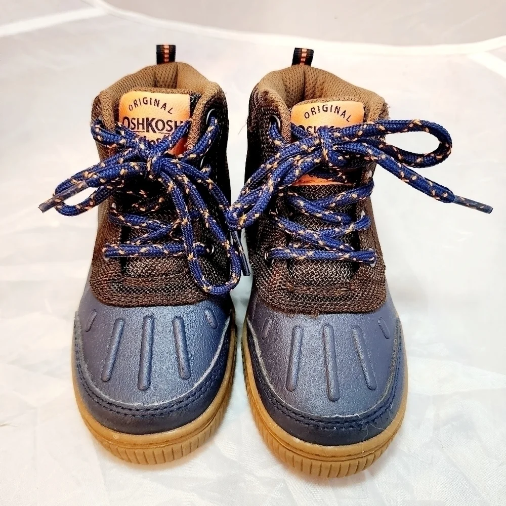 OshKosh Bgosh oshkosh b’gosh